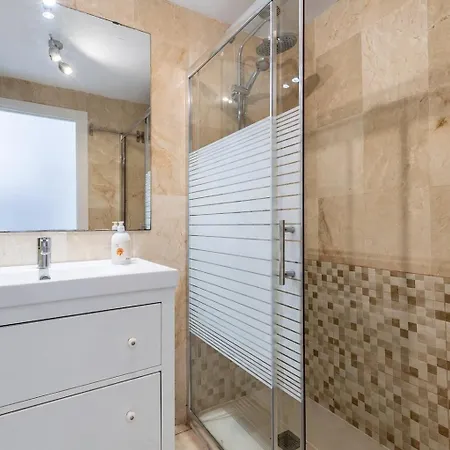 Lejlighed Guestready - Arenas Balcony And Pool *